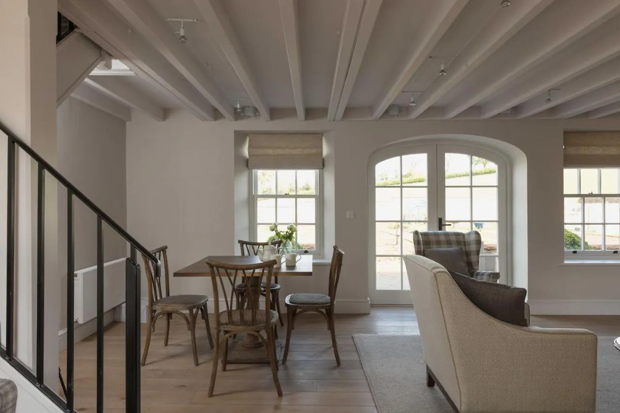 Hotel Farlam Hall & Restaurant 4*