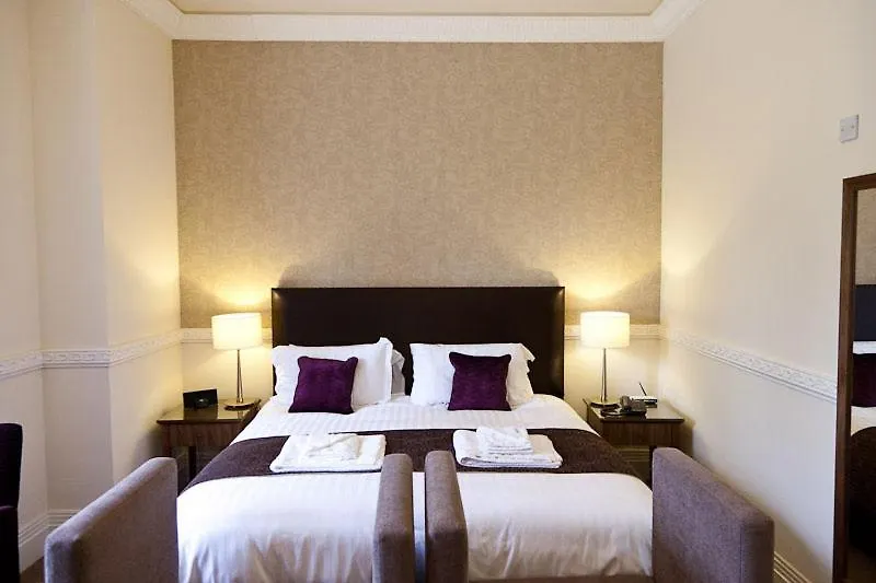 Irton Hall Hotel 4*
