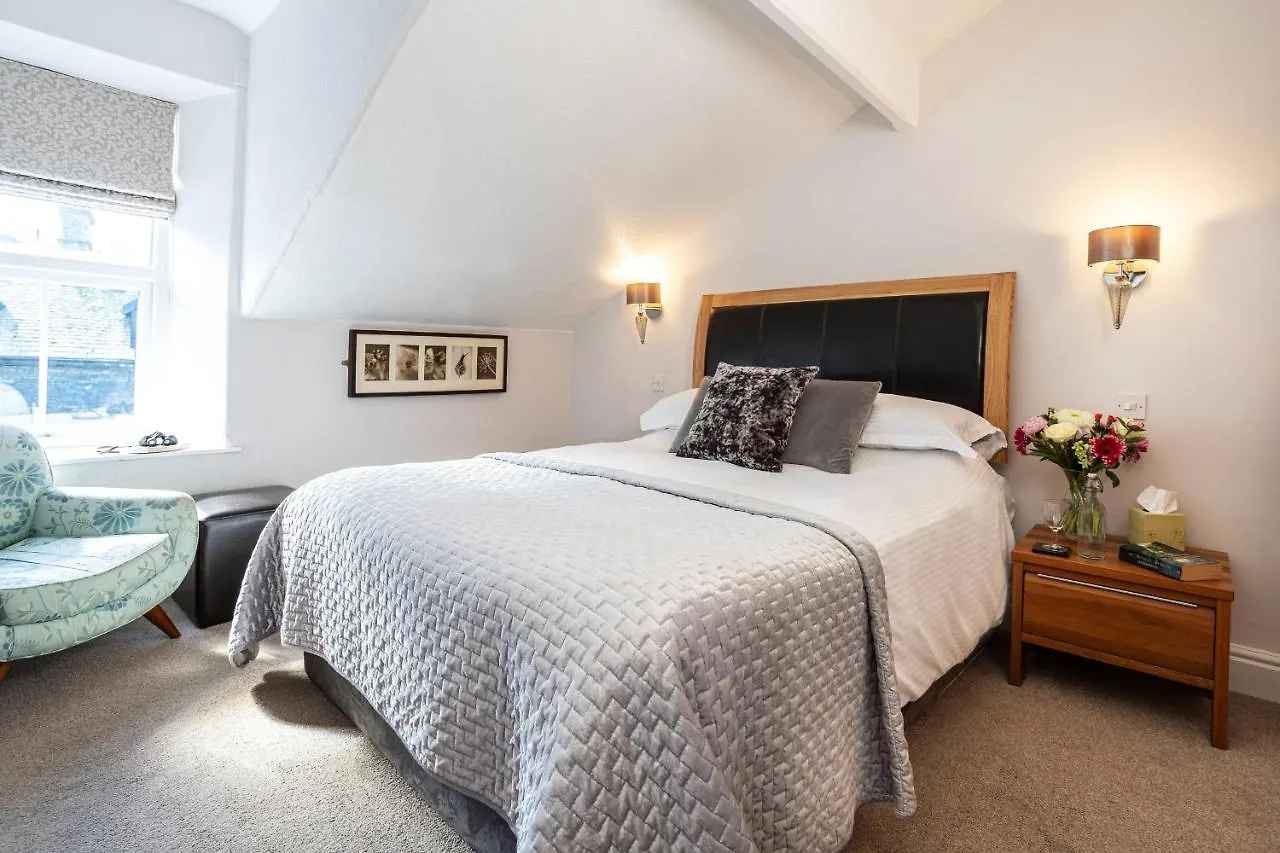 Norwood House 4* آمبيلسايد