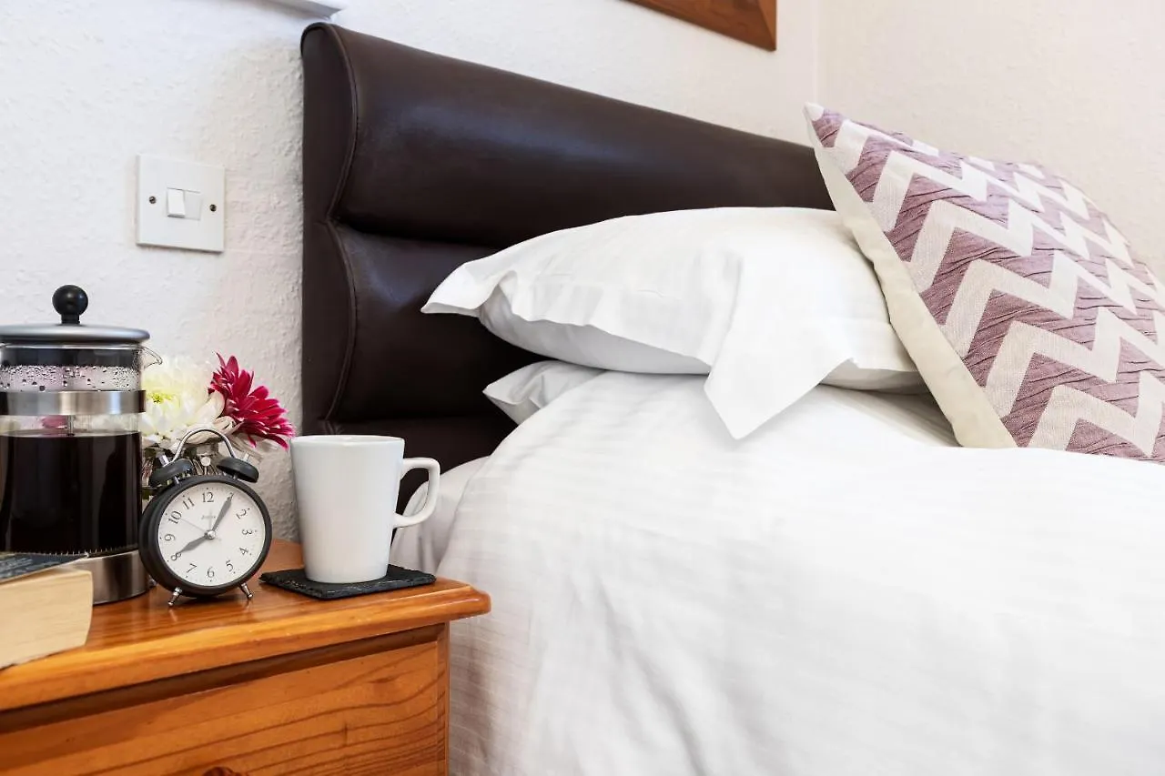 Norwood House 4* آمبيلسايد