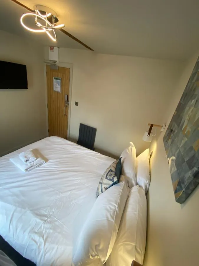 The Hive At Poppi-red Hawkshead