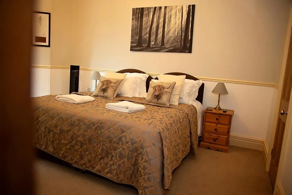 Fir Trees Bed & Breakfast 4*