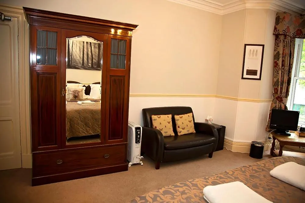 Fir Trees Bed & Breakfast Bowness-on-Windermere