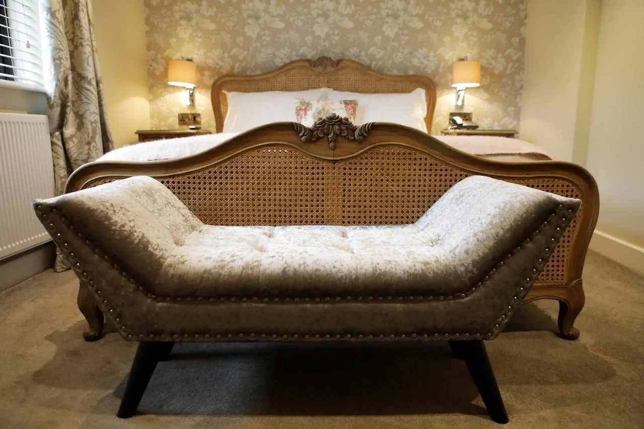 Heather Glen Bed & Breakfast 3*