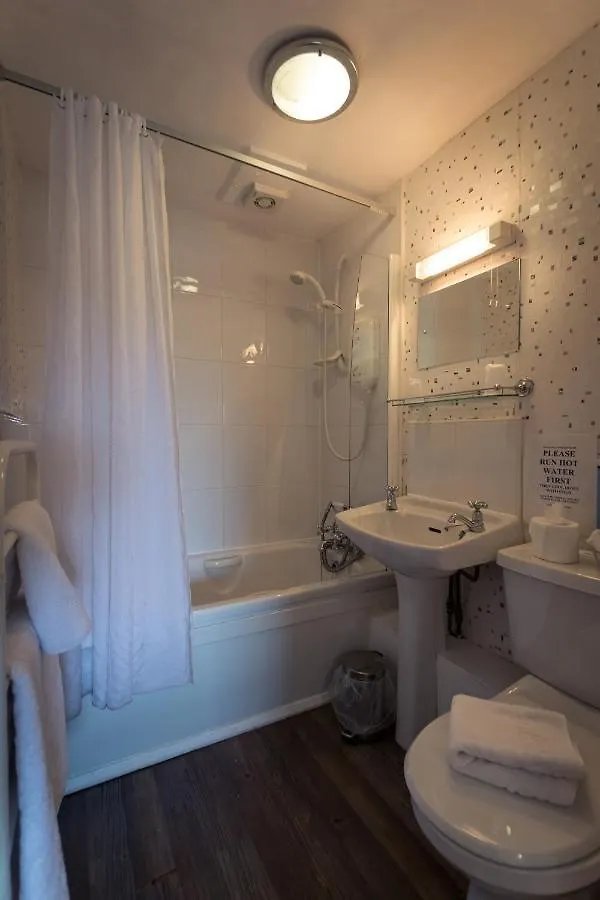 Barbon Inn 3*