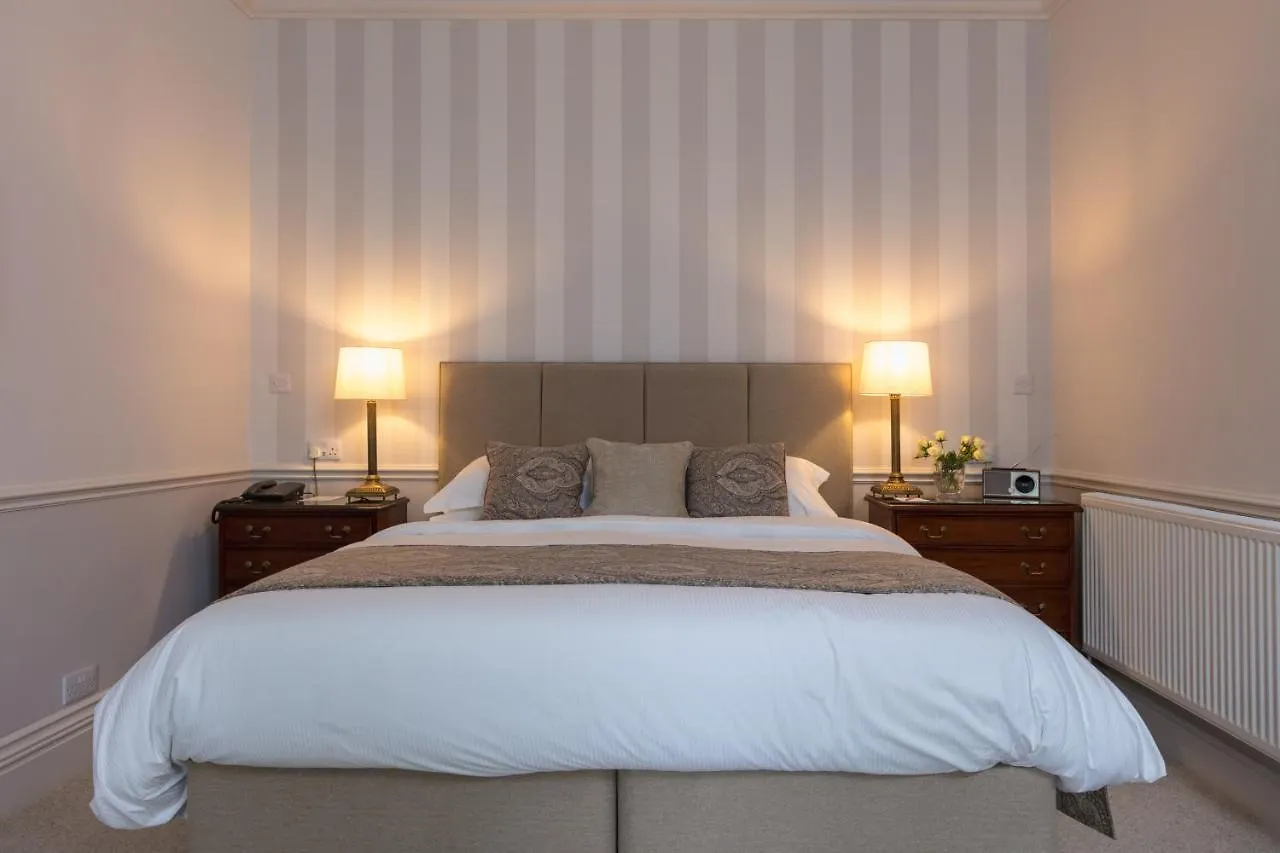 Hotel Farlam Hall & Restaurant 4*