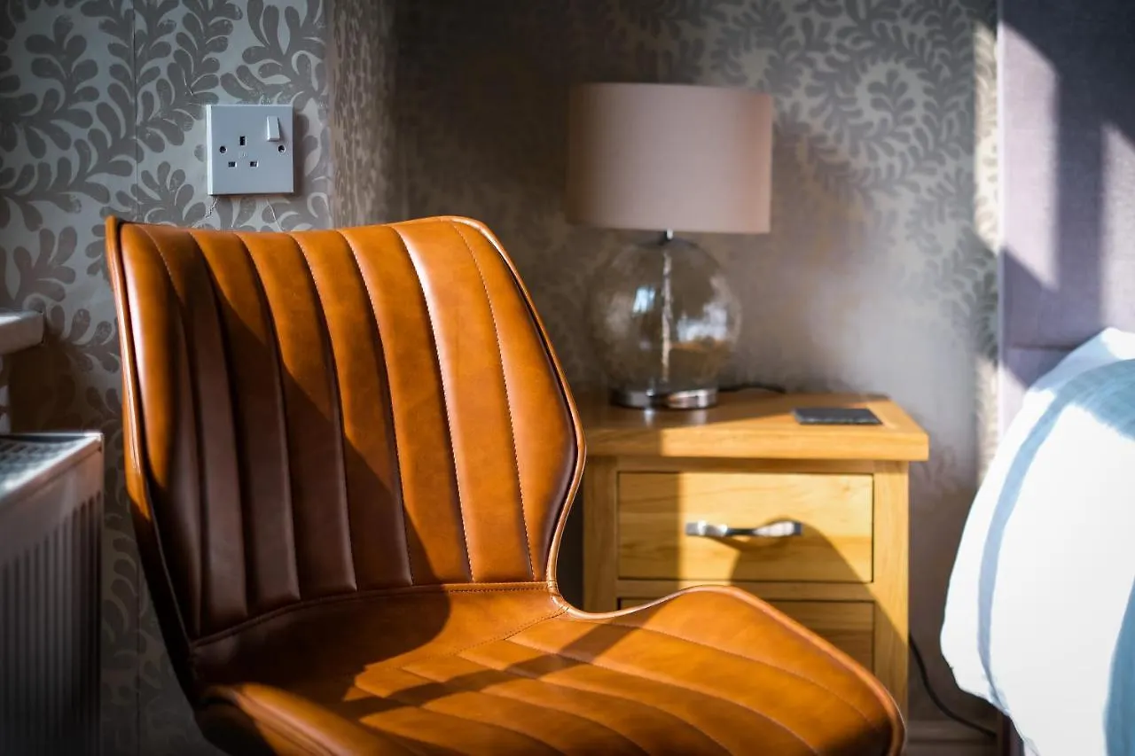 Pensionat Glen Wynne - Free Off-site Health Club Access With Pool, Sauna, Steam & Gym