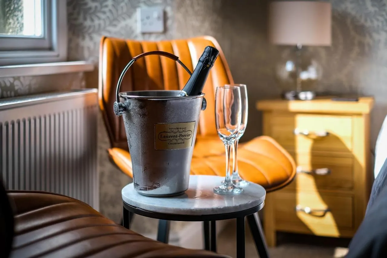 Glen Wynne - Free Off-site Health Club Access With Pool, Sauna, Steam & Gym Pensionat Windermere