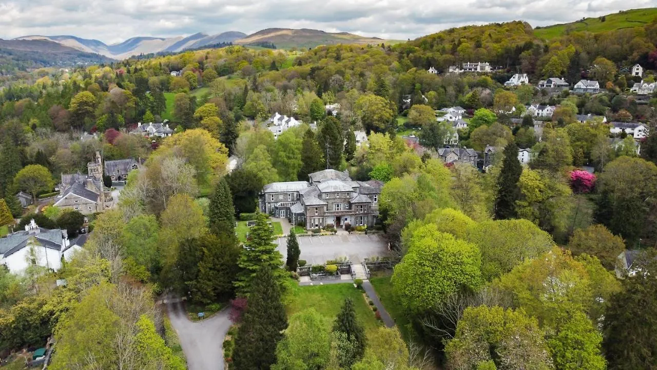 Hotel Manor