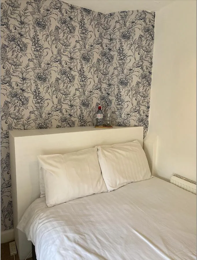 Casa de hóspedes The White 4*