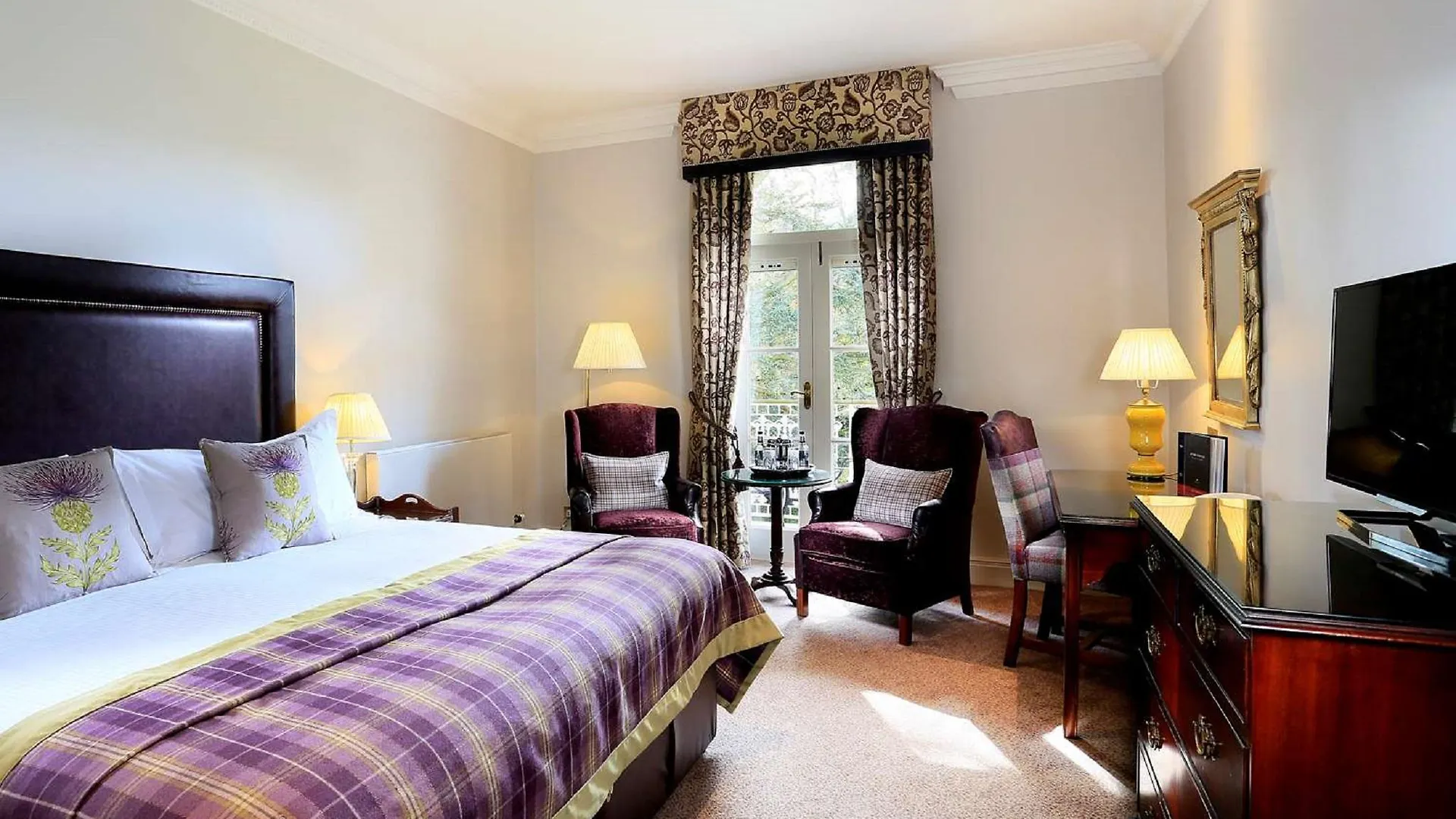 Macdonald Leeming House