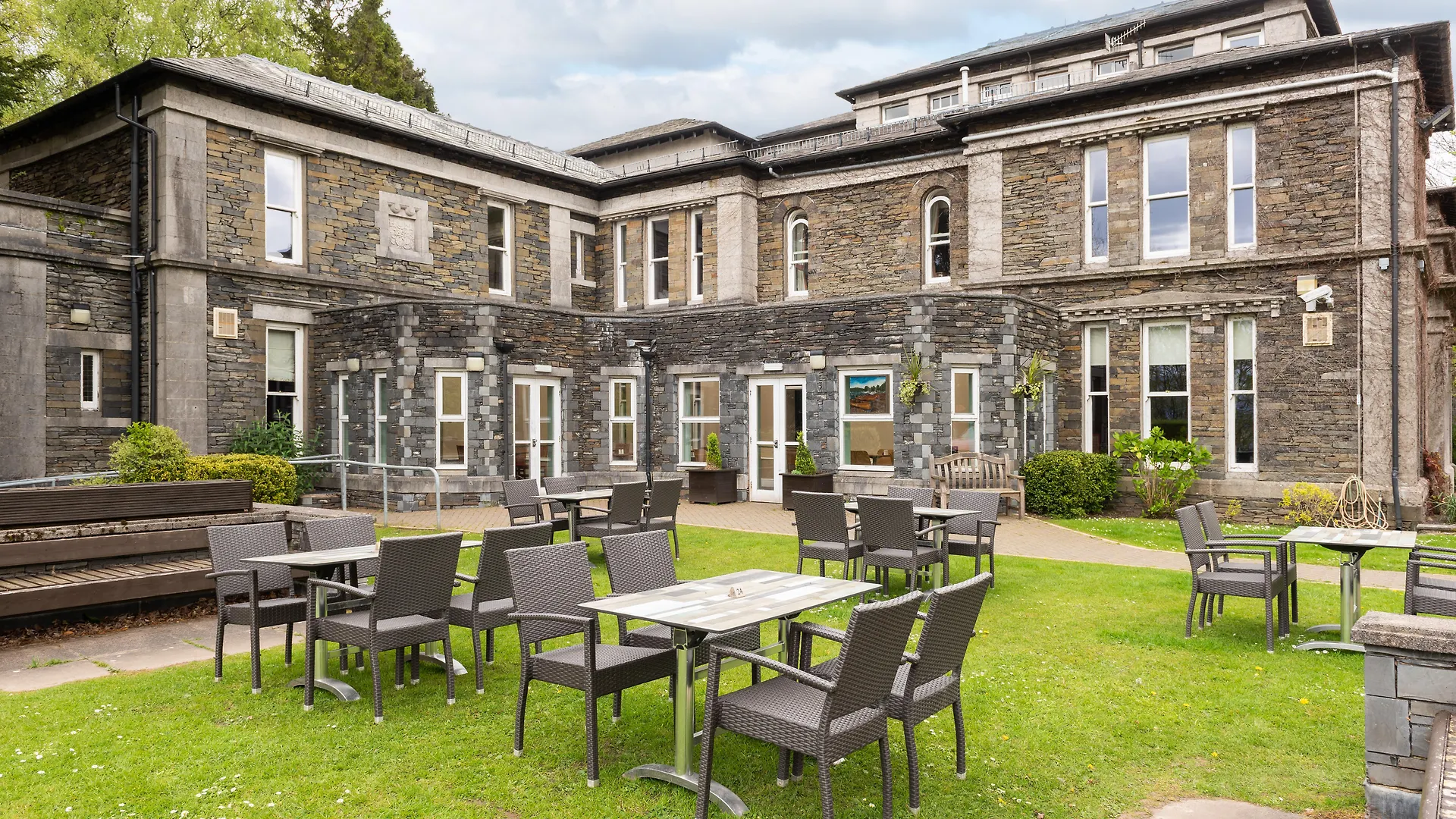 Manor Windermere