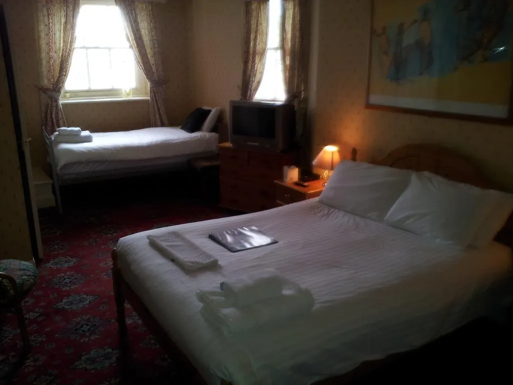 The Black Bull Szálloda 5*