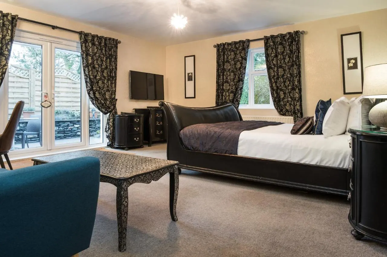 Casa de hóspedes The Howbeck & The Retreat Incl Off-site Health Club And Parking Ev Point Available