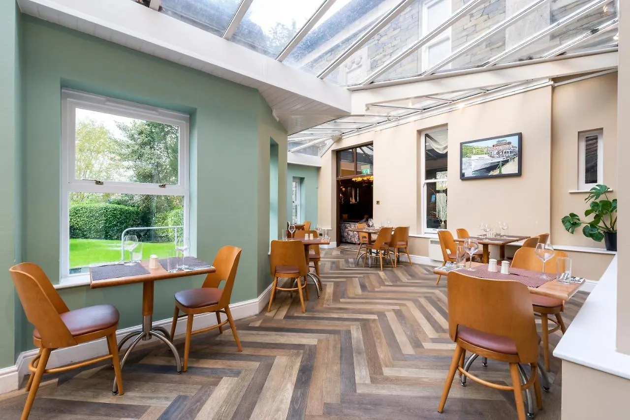 Manor Hotel 3*