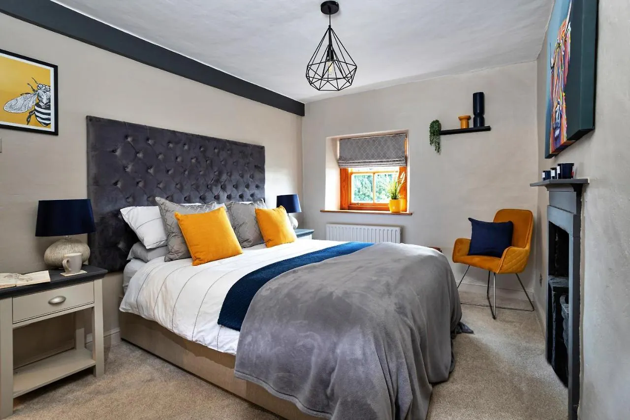 Finest Retreats - Ivy *