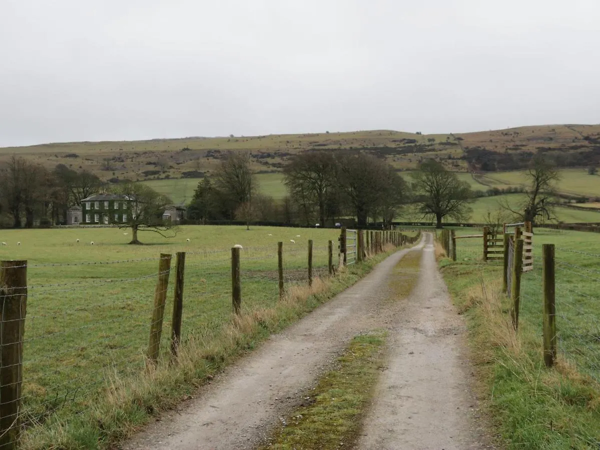 Milkmaid's Parlour *