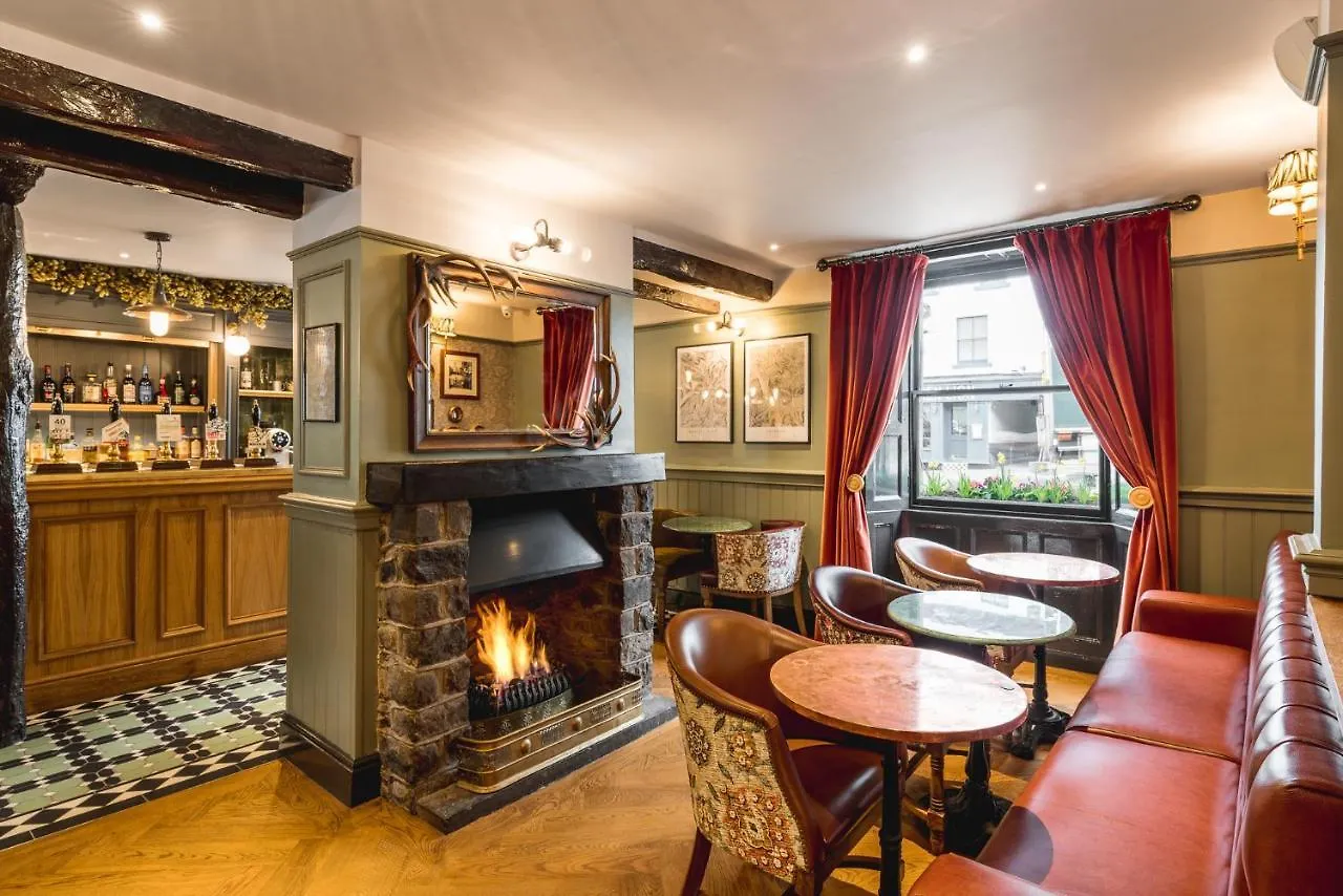 فندق The Kings Arms كيسويك