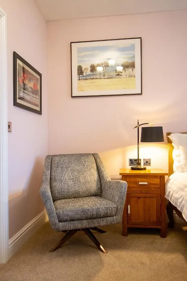 Fairfield House And Gardens 4*