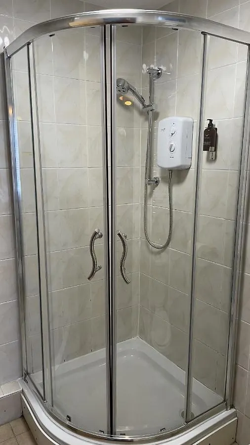 לינה וארוחת בוקר Lacet House