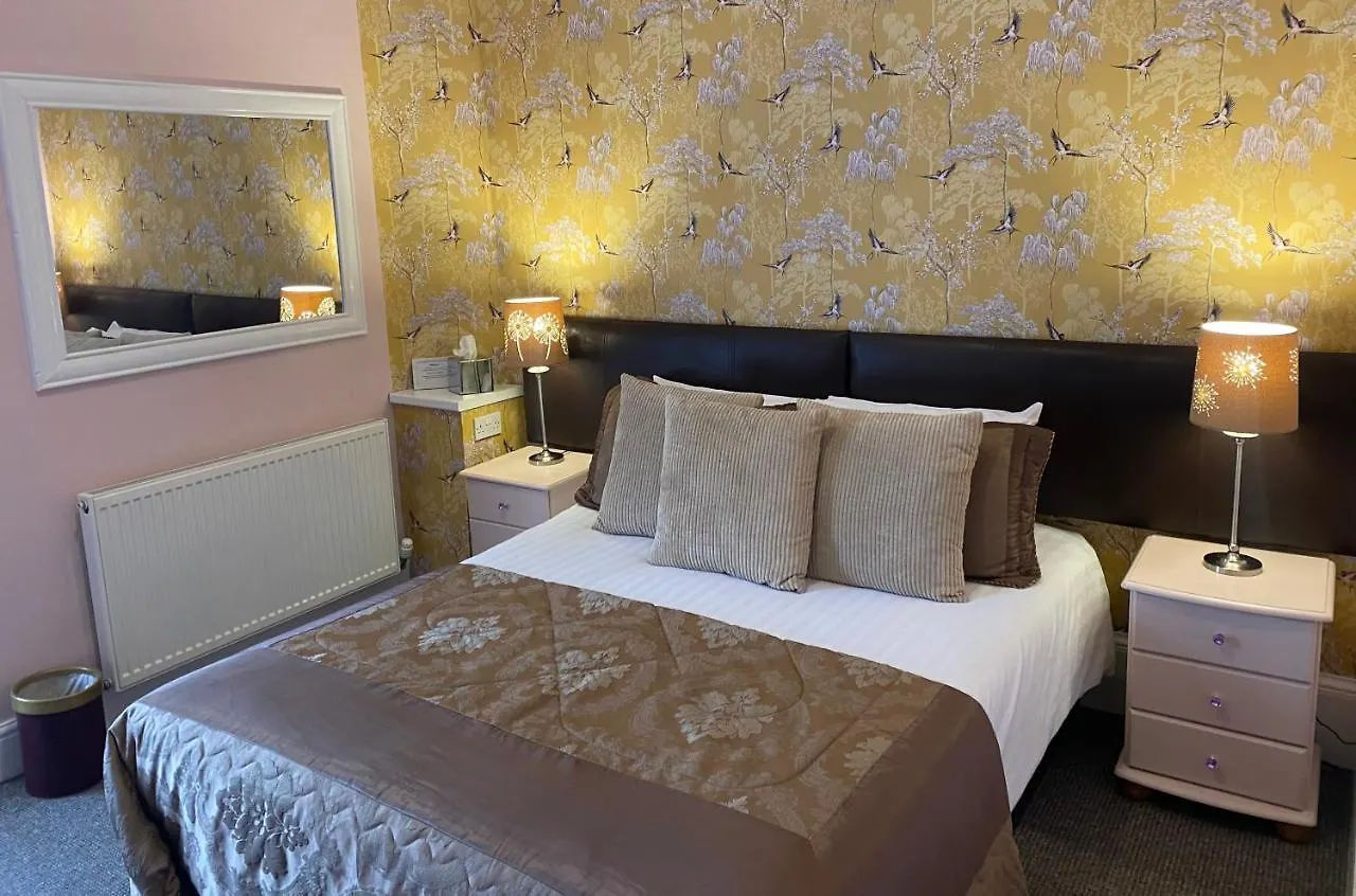 Cornerways Πανσιόν 4*