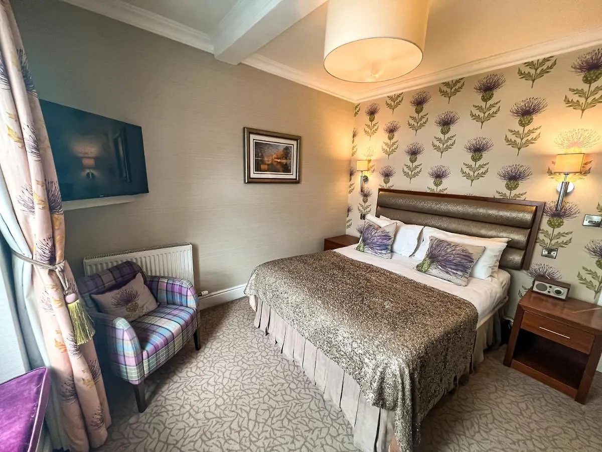 The Kings Arms 3* كيسويك