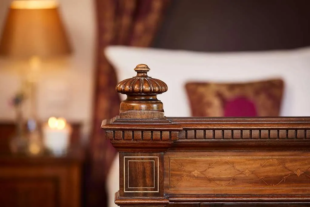 Macdonald Leeming House Hotell