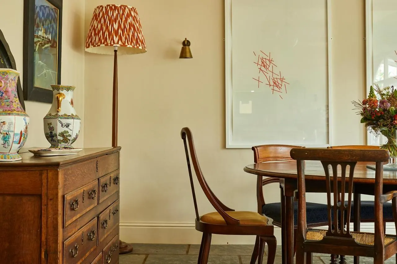 Victorian House فندق مبيت وإفطار 4*