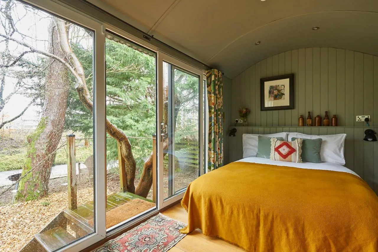 Victorian House 4*