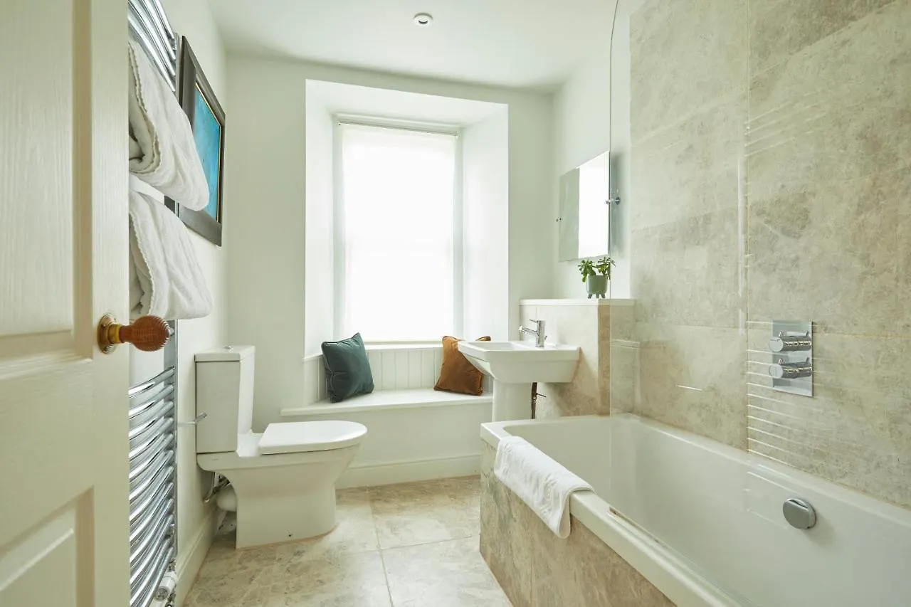 فندق مبيت وإفطار Victorian House 4*