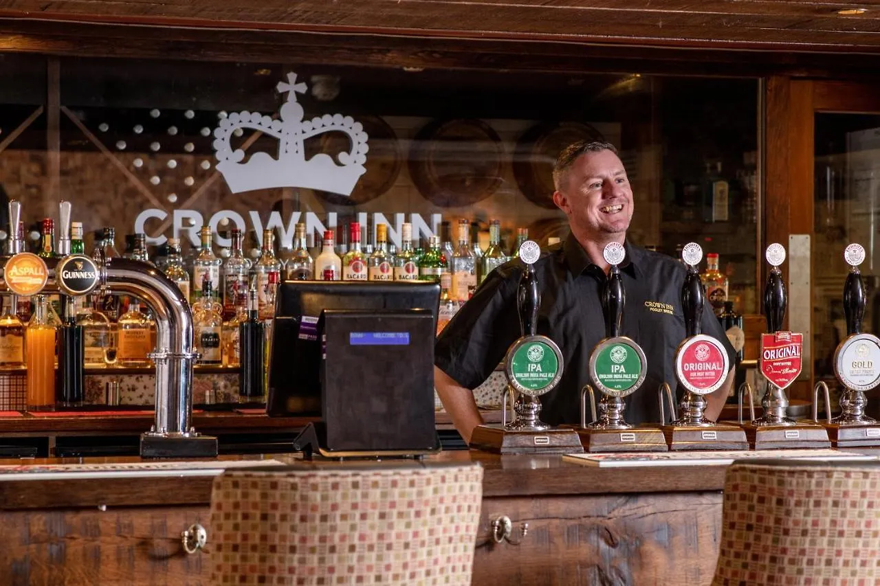 فندق The Crown 4*