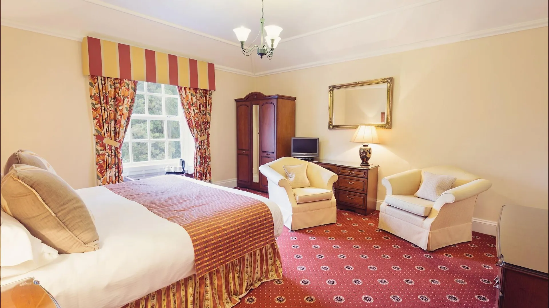 Briery Wood 4*