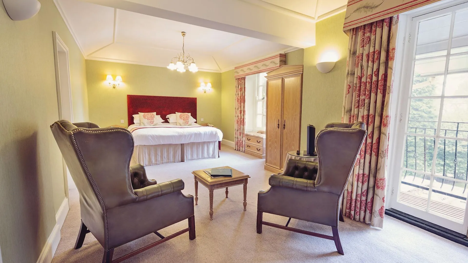 Briery Wood Hotel 4*