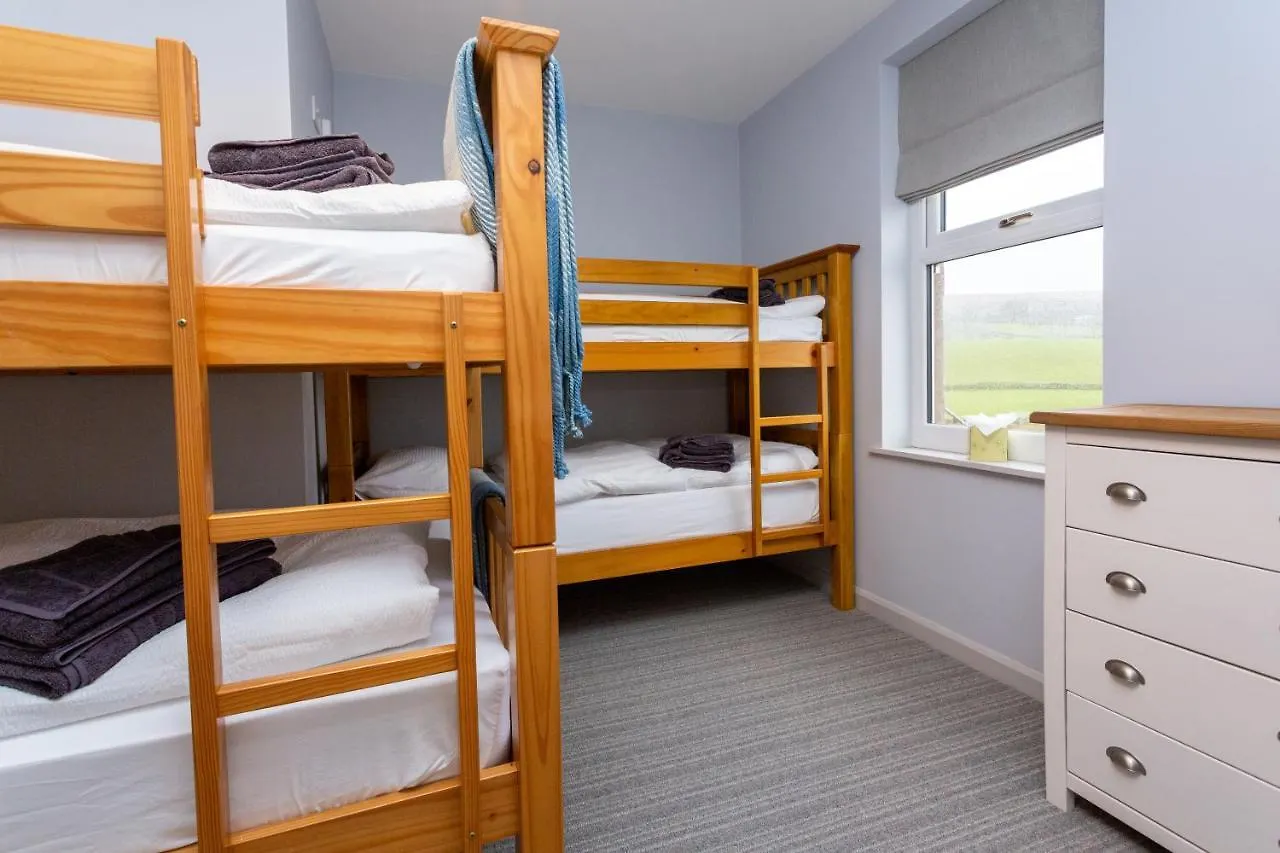 Howgills House Otel 4*