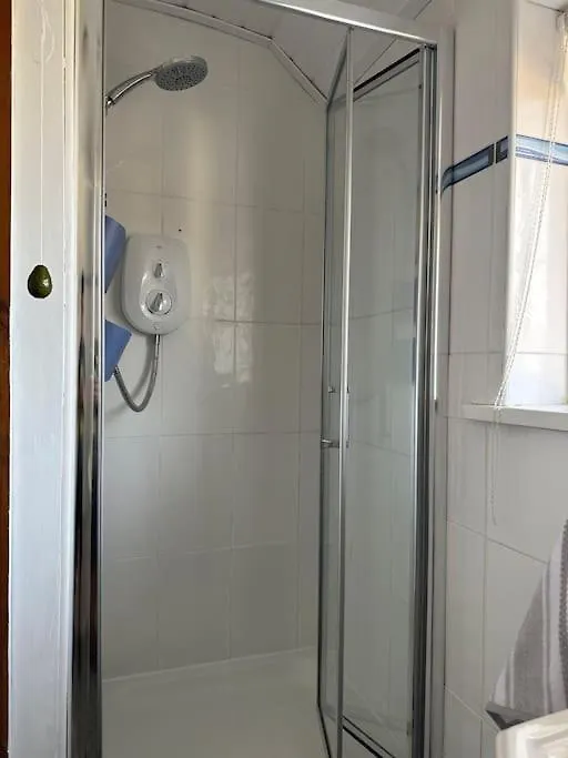 Carlisle The Cathedral And Gateway In Cumbria Apartment *