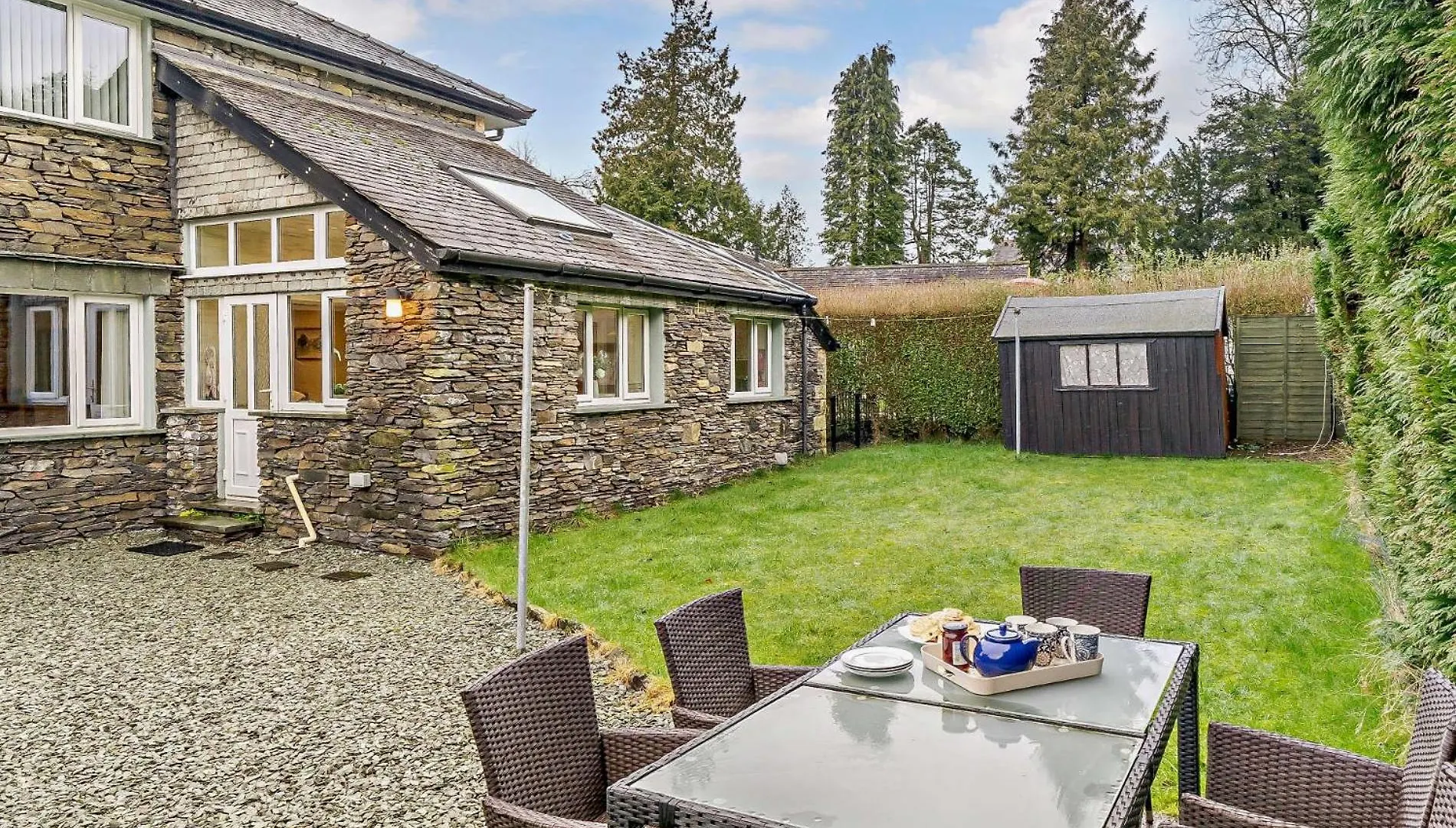 3 Bed In On Windermere 91254 *