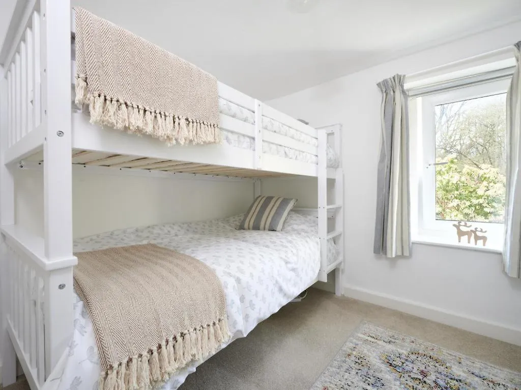 Semesterbostad 4 Bed In Sz533 Braithwaite