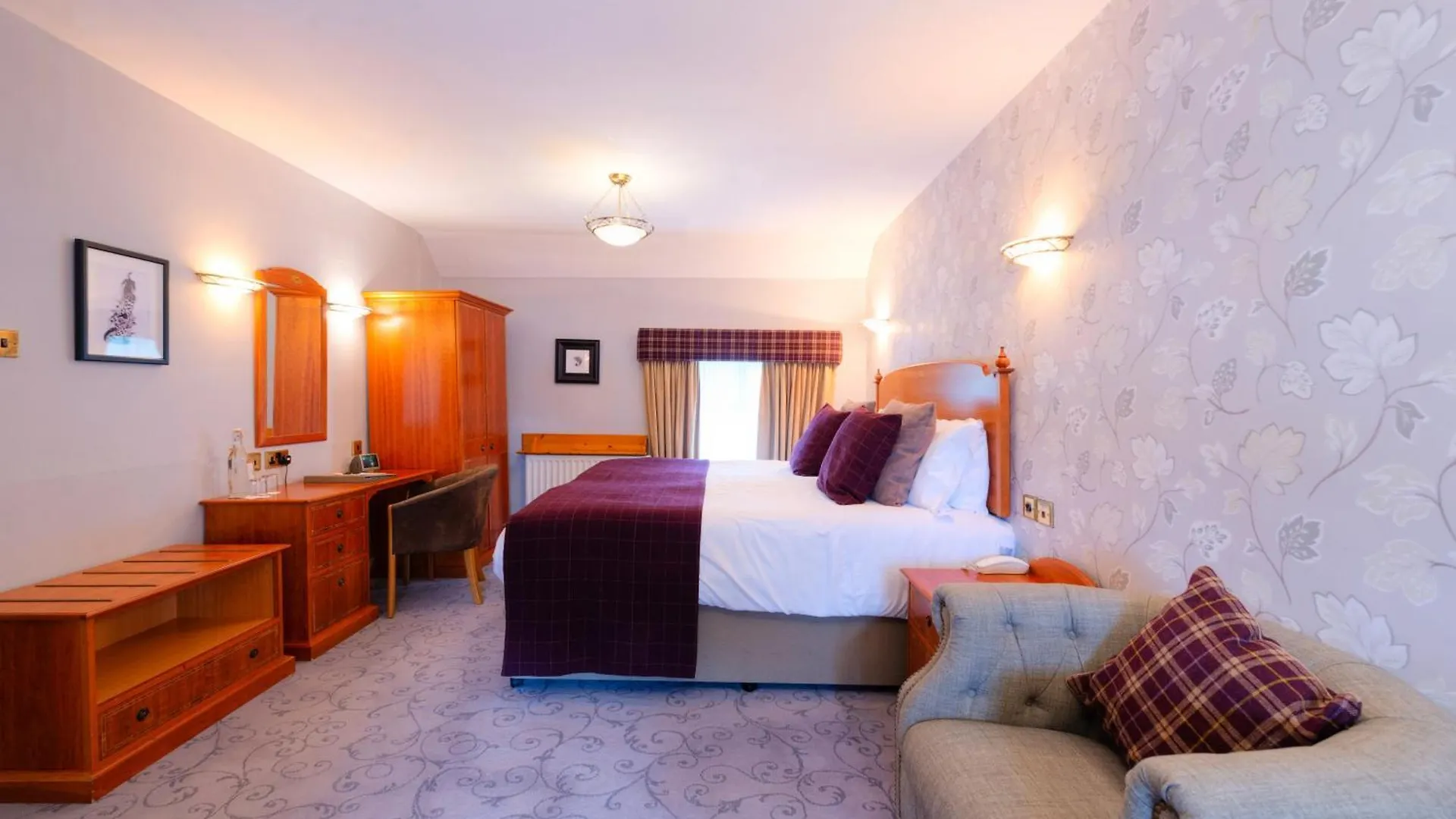 Manor & Garden Szálloda 4*