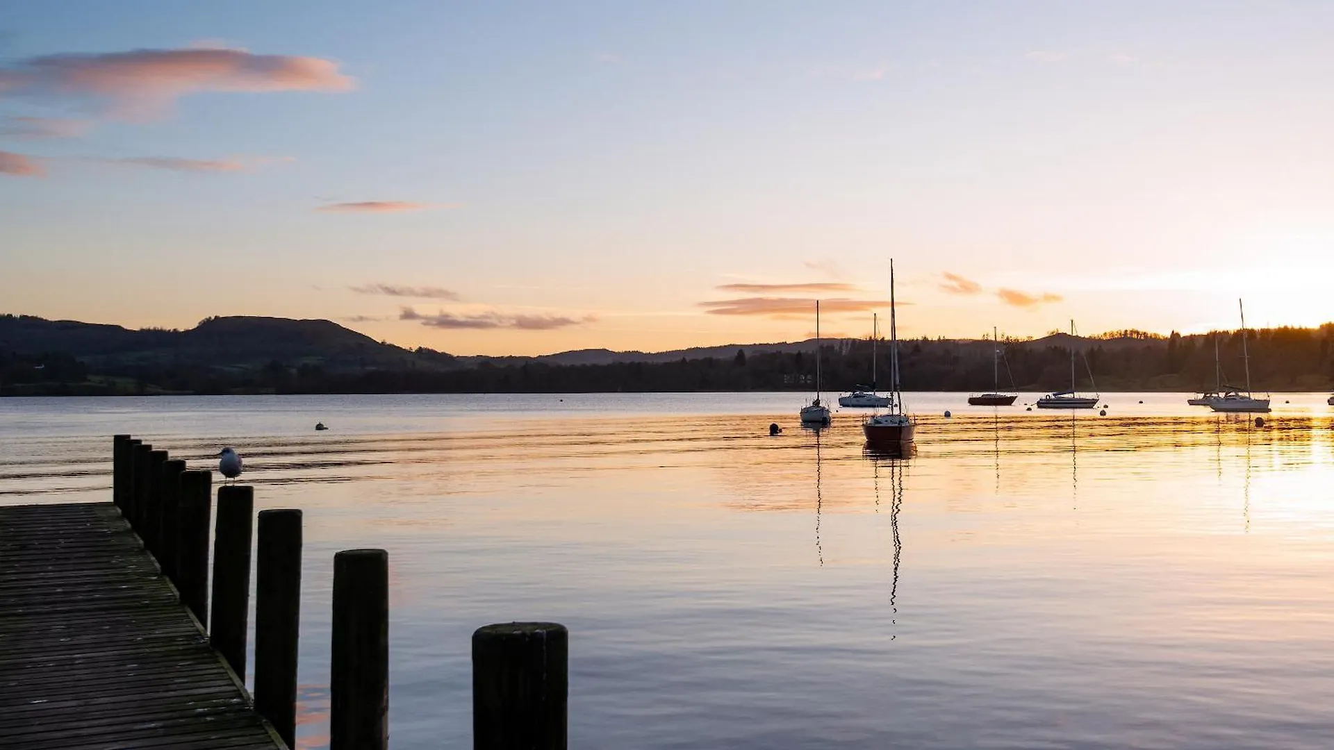 Windermere At The Wateredge 앰블사이드