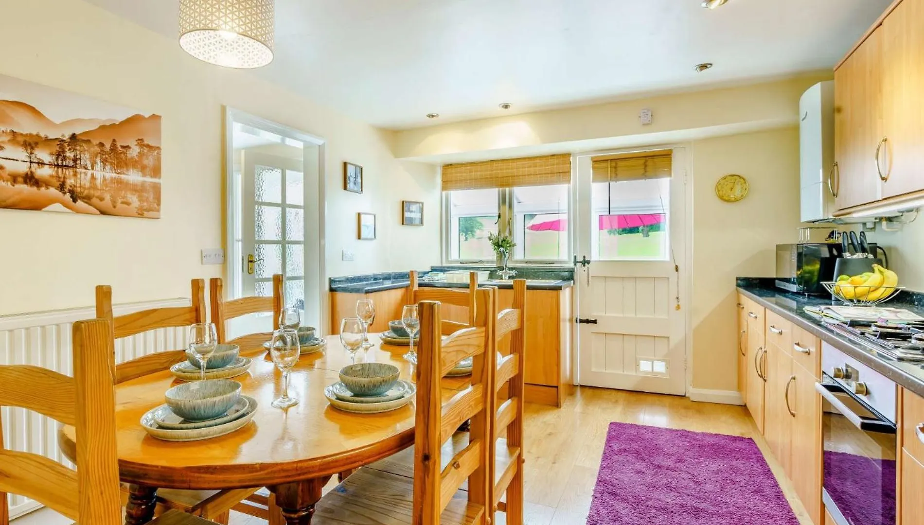 3 Bed In Village Llh40