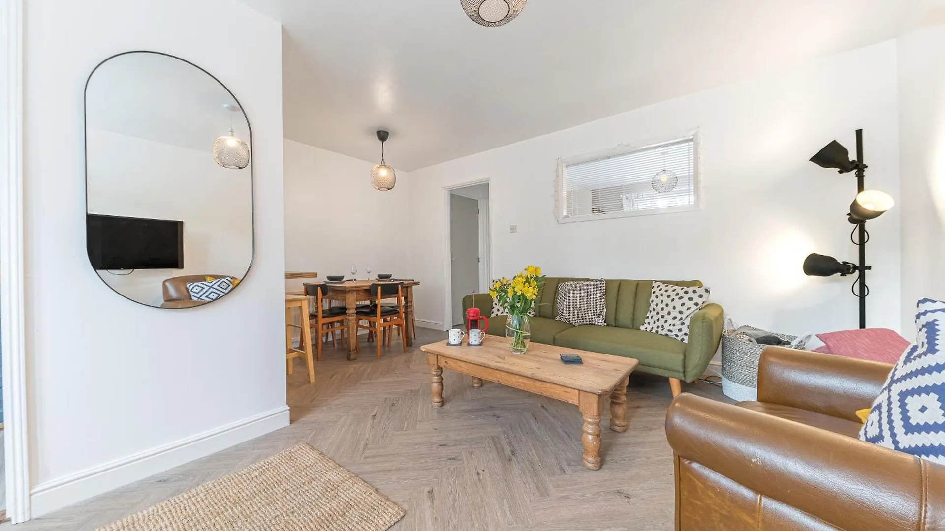 Couples Getaway In Windermere, Ground Floor Flat With Parking