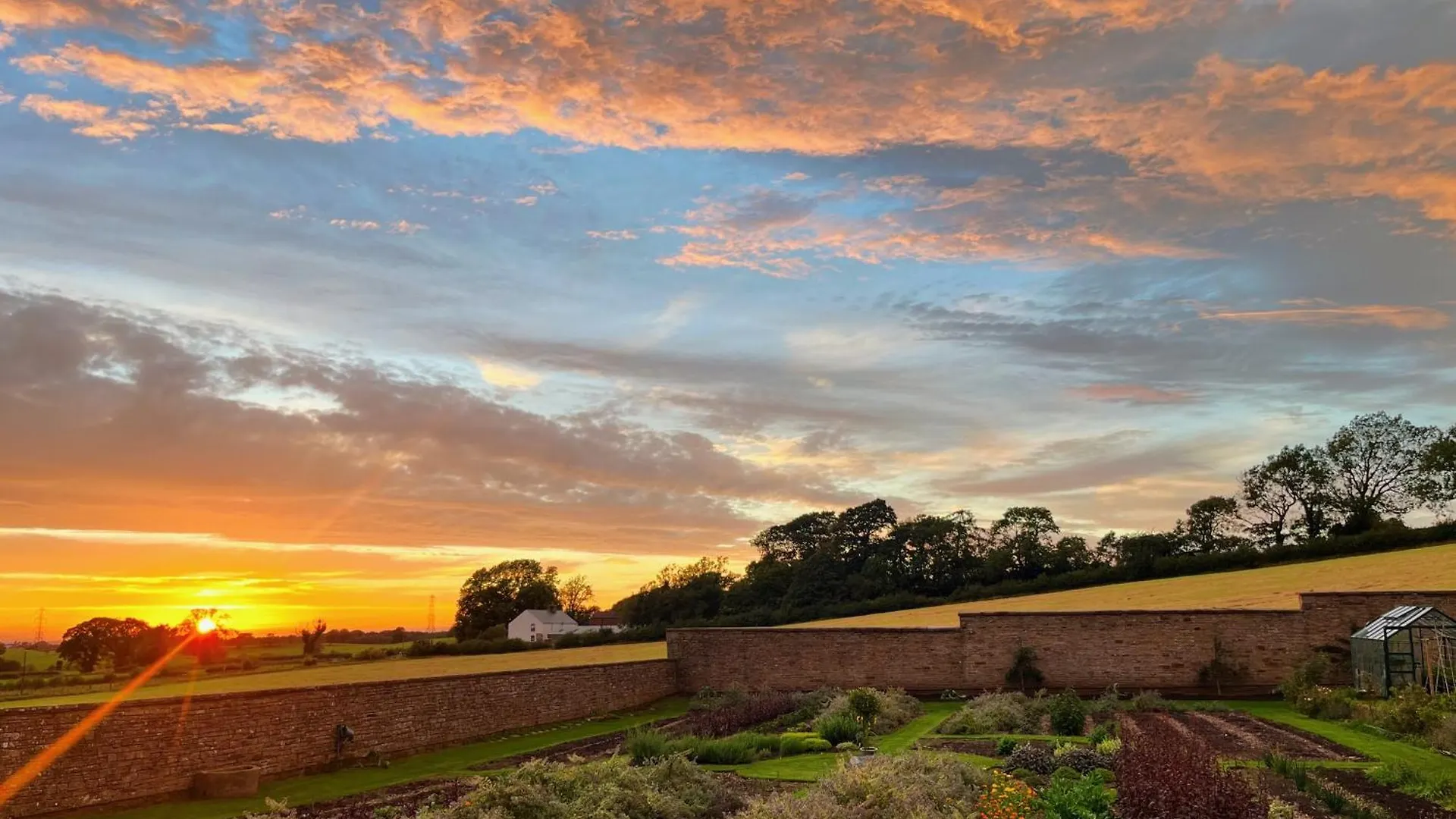 Hotel Farlam Hall & Restaurant 4*