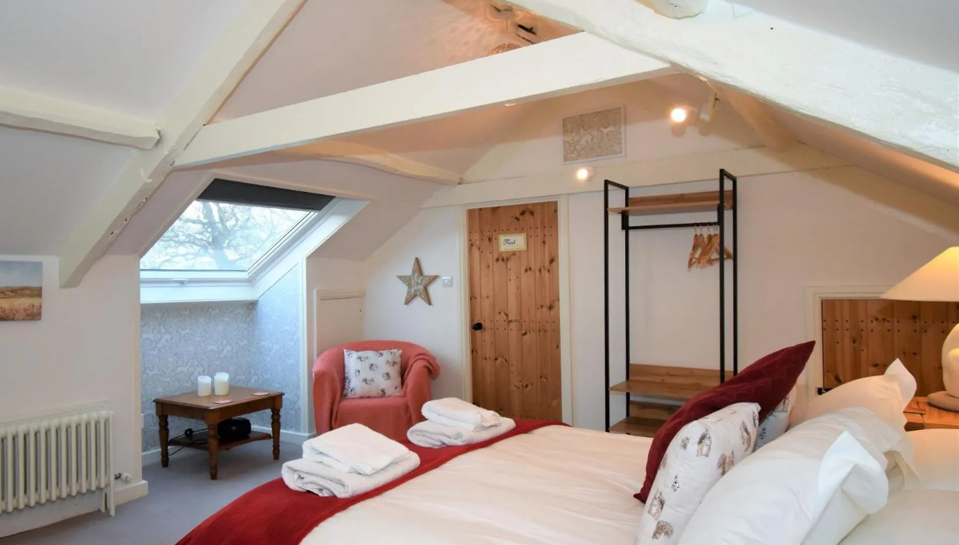 3 Bed In 74159 Hébergement de vacances
