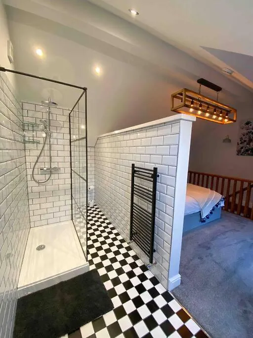 Luxurious & Tranquil Staycation - W/ Hot Tub! Σπίτι διακοπών *
