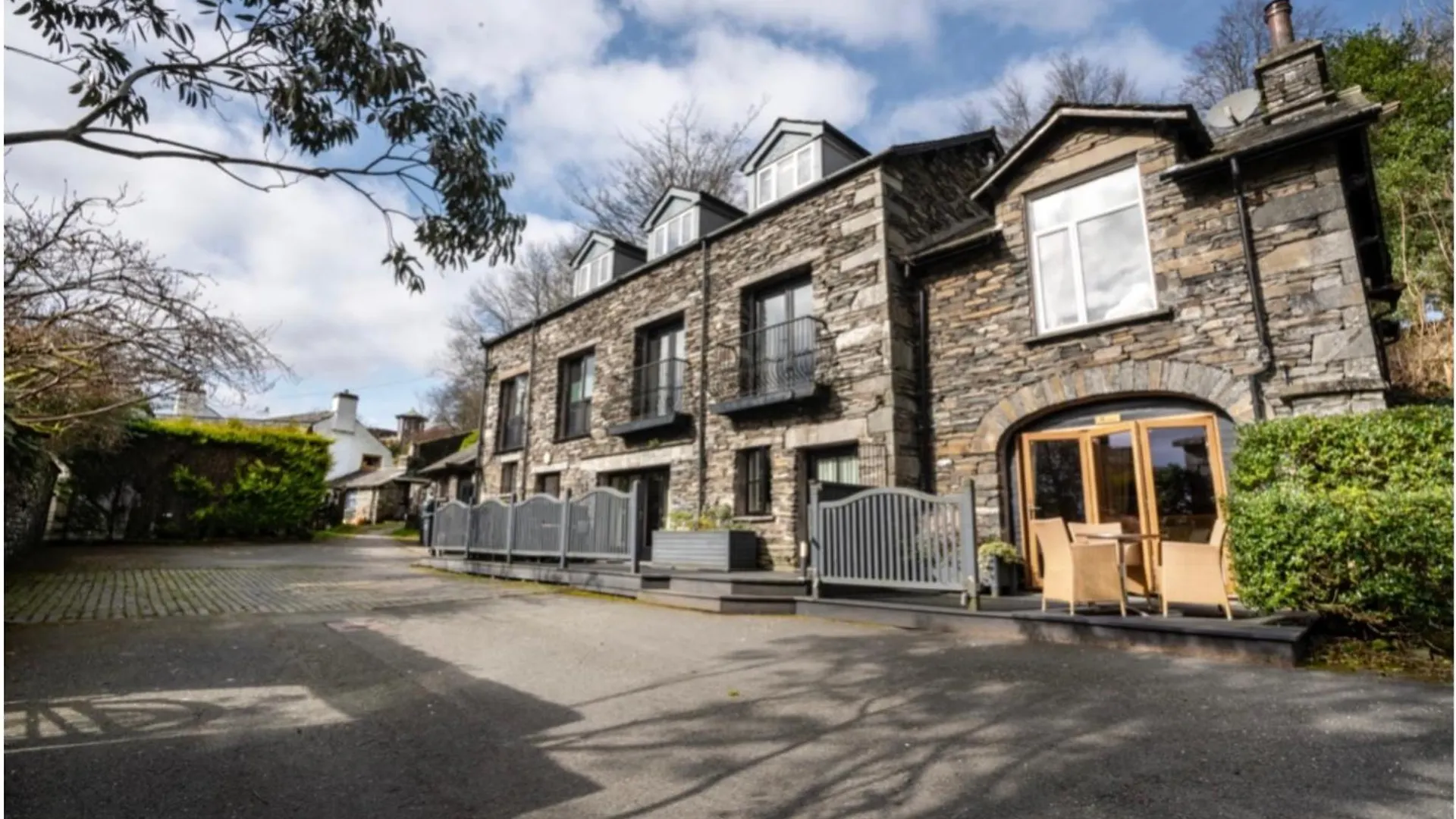 Yewfield Self Catering 公寓 *