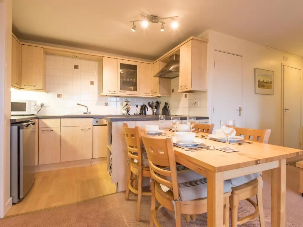 Сasa de vacaciones 3 Bed In Sz328 *