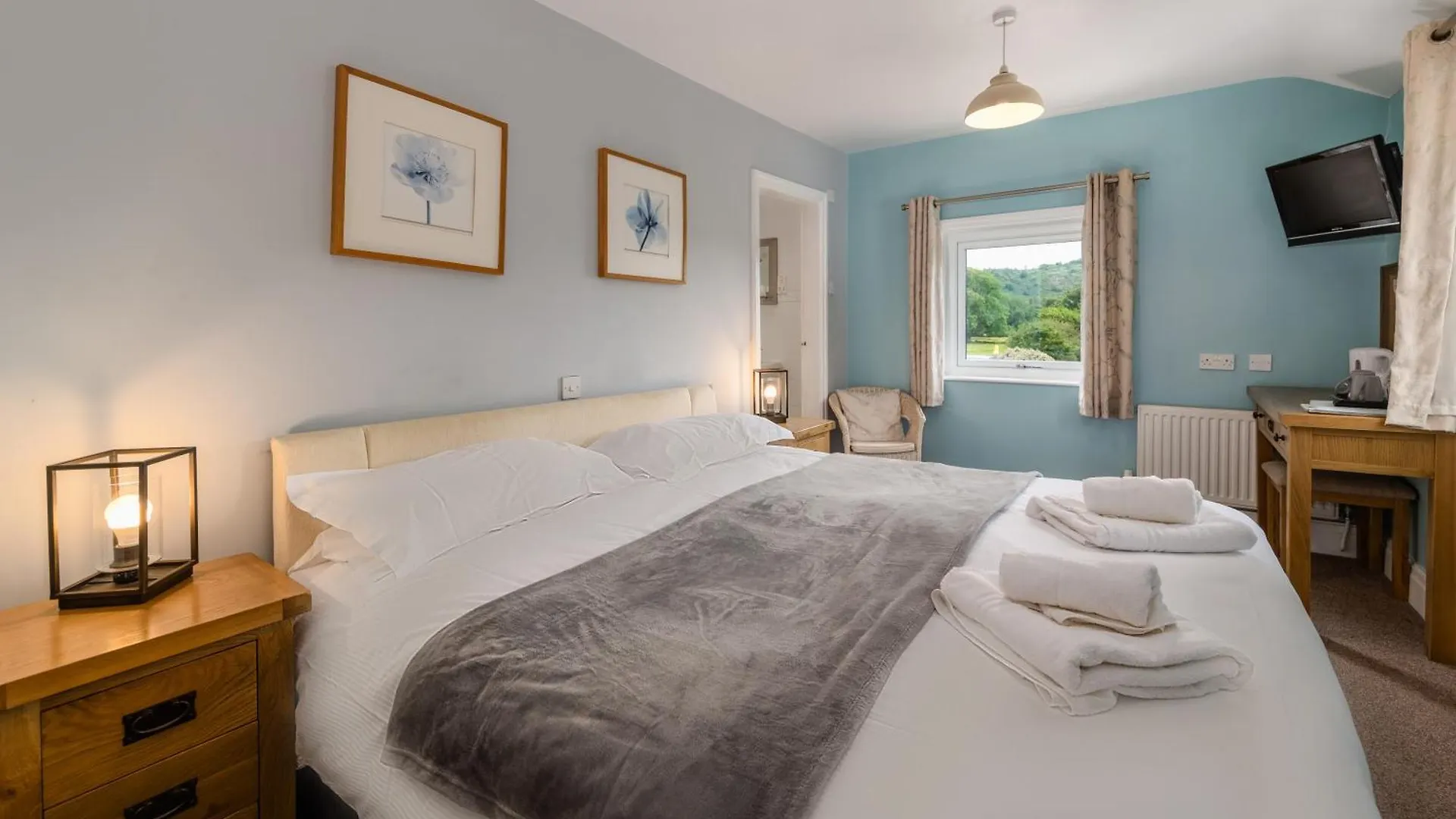بيت ريفي Bower House 3*