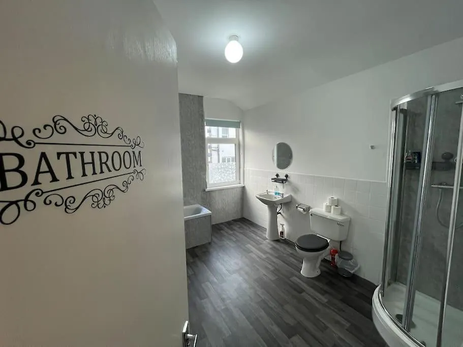 Contractor Digs, Serviced Accommodation, From Guest house