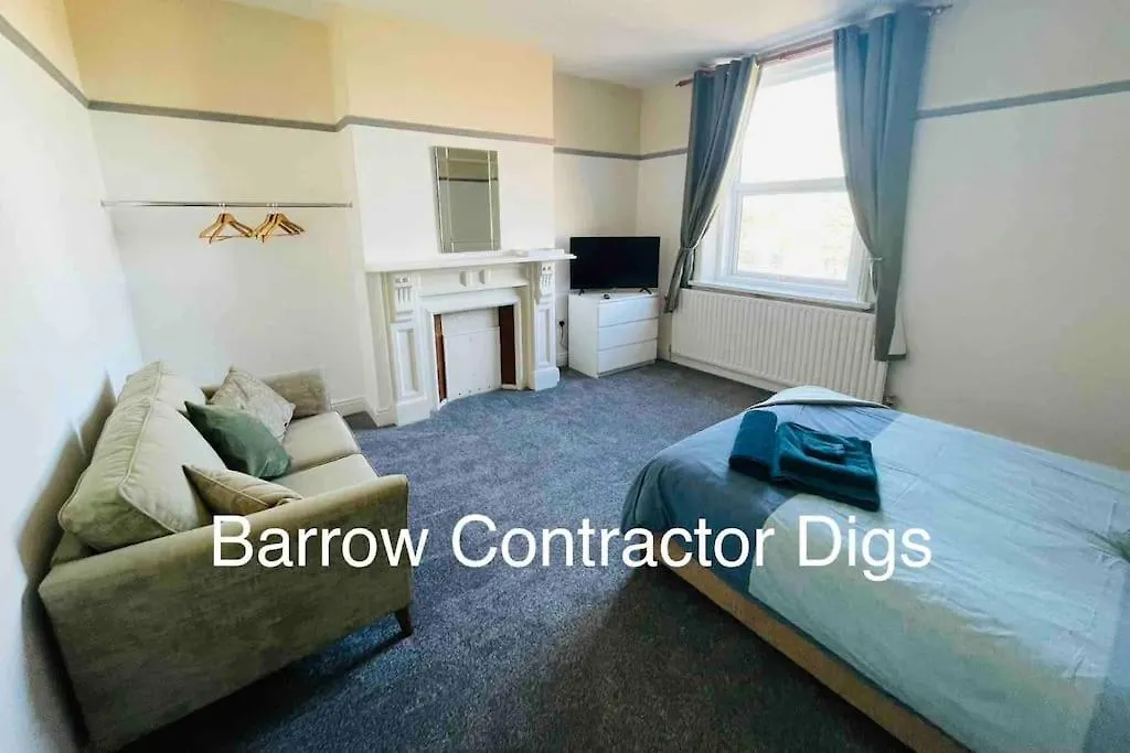 Contractor Digs, Serviced Accommodation, From *