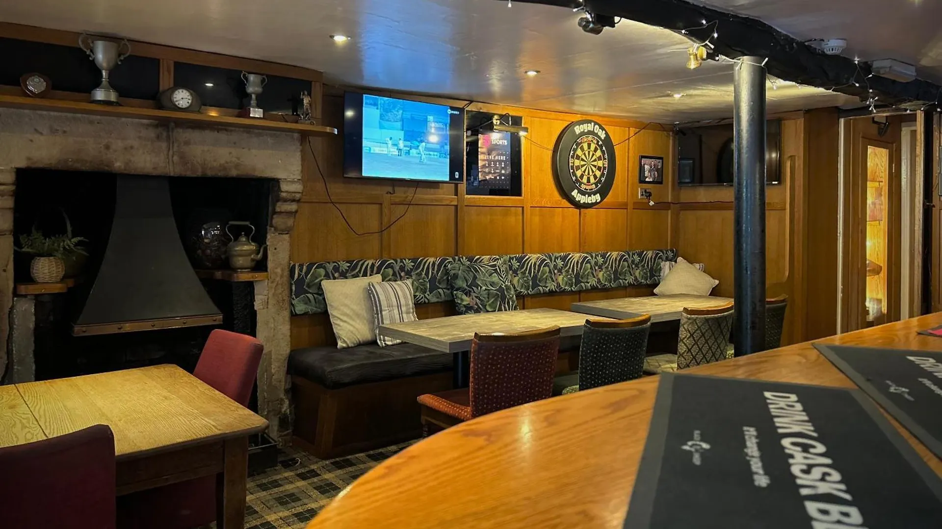 Royal Oak Inn
